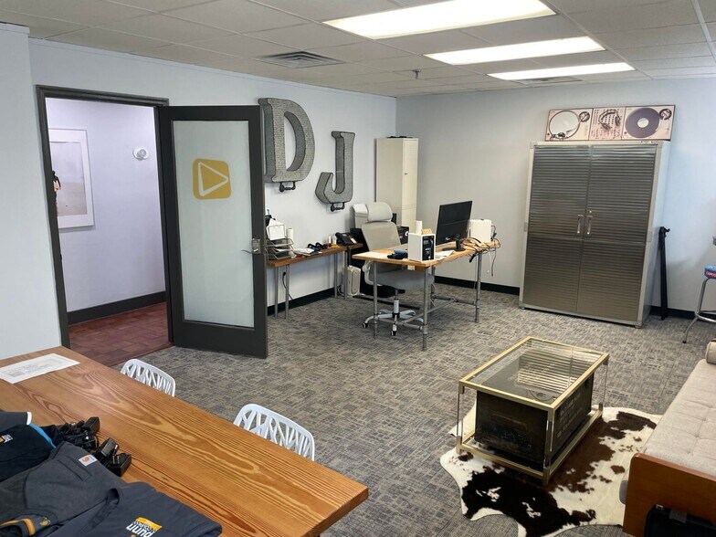 More Photos Of 192 E Bay St, Charleston Office Residential For Sale