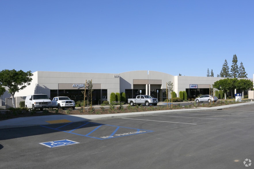 Primary Photo Of 1251 Pomona Rd, Corona Unknown For Lease