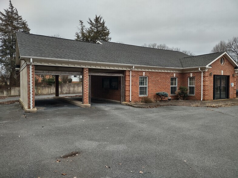 More Photos Of 14830 Spotswood Trl, Elkton Restaurant For Sale