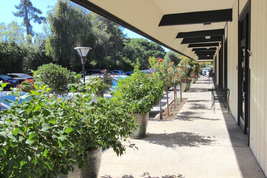 More Photos Of 2483 Old Middlefield Way, Mountain View Office Residential For Lease