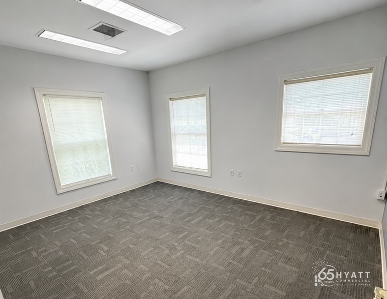 More Photos Of 1049 MD-3, Gambrills Office For Lease