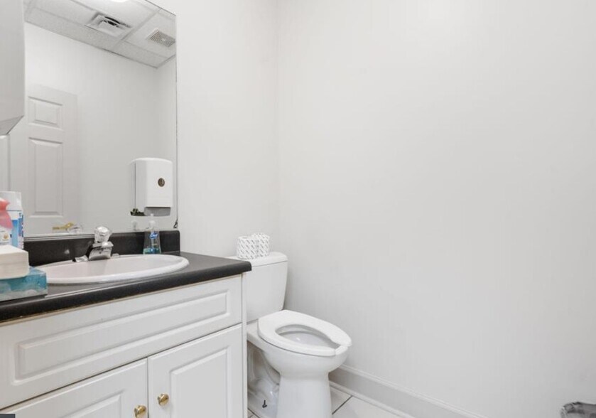 More Photos Of 2822 Hillcreek Dr, Augusta Medical For Sale