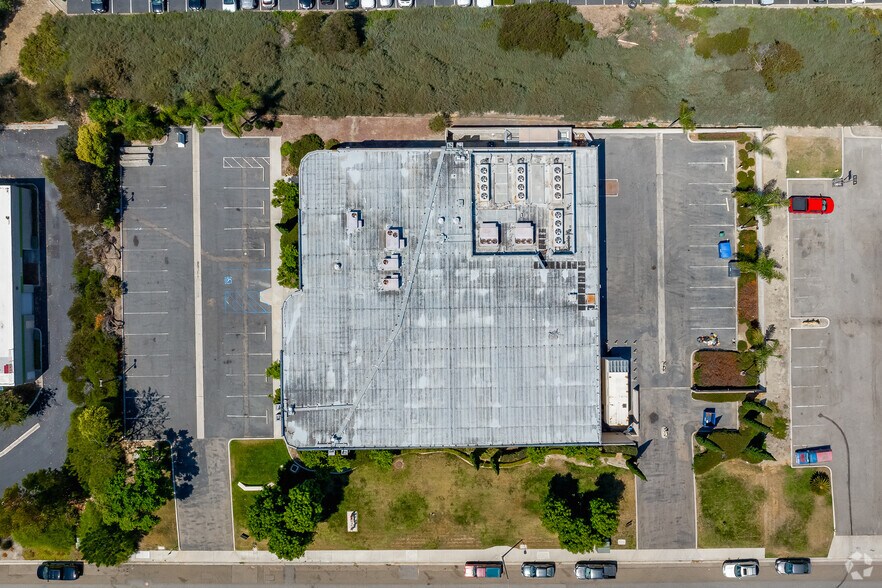 More Photos Of 2160 Las Palmas Dr, Carlsbad Manufacturing For Lease