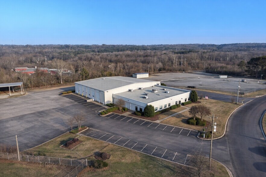 Primary Photo Of 2563 Commerce Cir, Birmingham Unknown For Lease