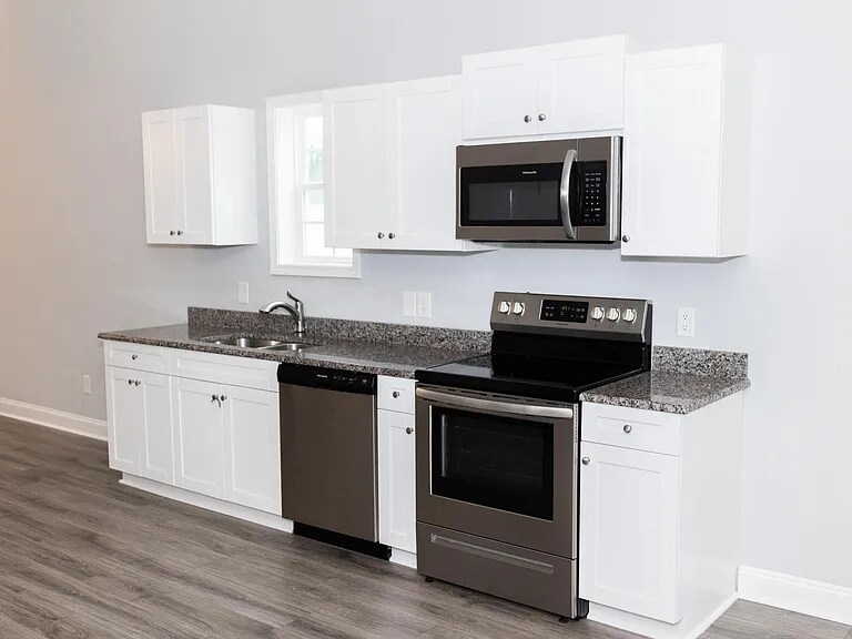 More Photos Of 60 N Knoll Rd, Southern Pines Multifamily For Sale