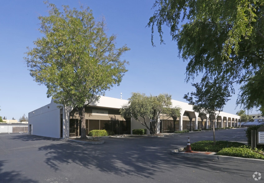 Primary Photo Of 3060-3098 Kenneth St, Santa Clara Manufacturing For Lease