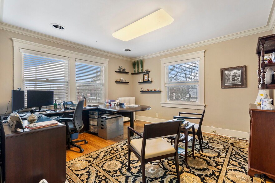 More Photos Of 1201 E Walnut St, Springfield Loft Creative Space For Sale