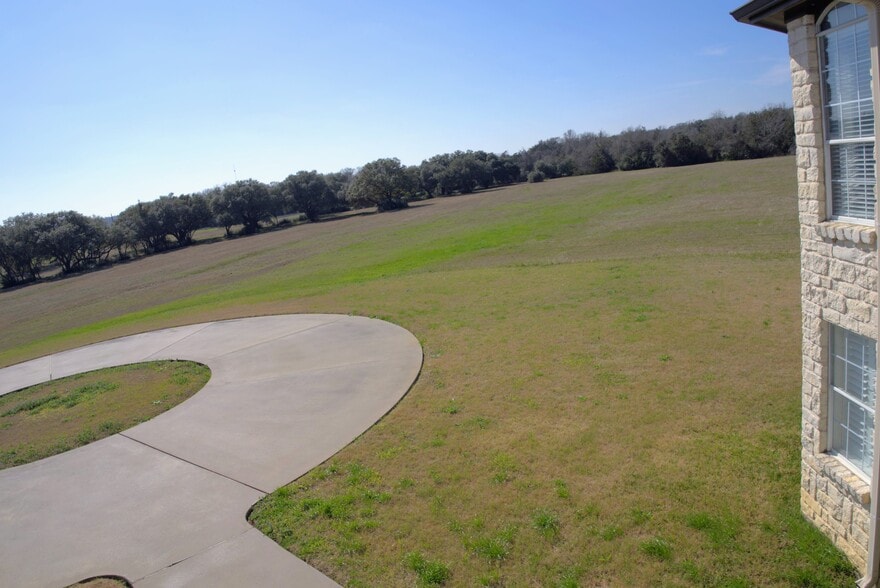 More Photos Of 2982 FM 2935, Brenham Flex For Sale