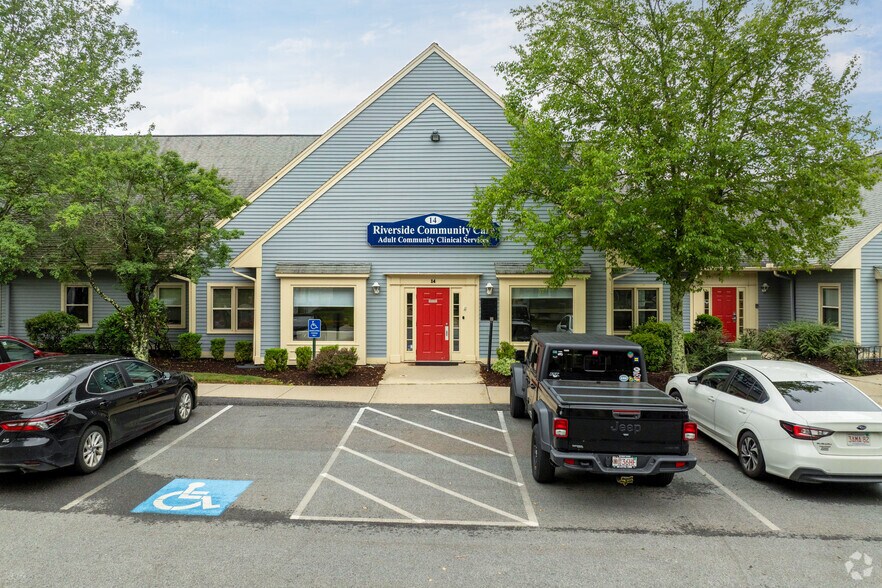 More Photos Of 16 Asylum St, Milford Medical For Lease