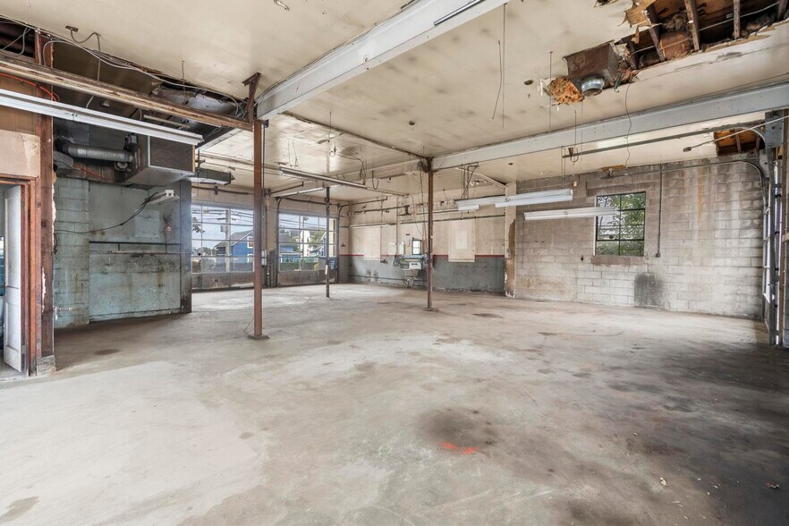 More Photos Of 112 New Haven Ave, Milford Restaurant For Lease