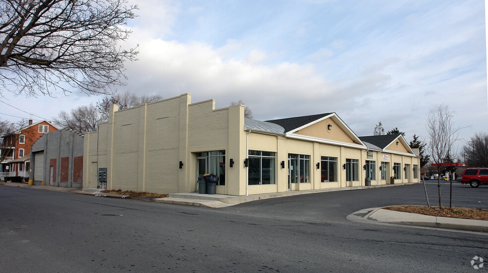 More Photos Of 805 N Loudoun St, Winchester Unknown For Lease