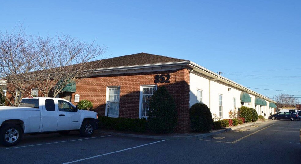 More Photos Of 850 Tidewater Dr, Norfolk Flex For Lease