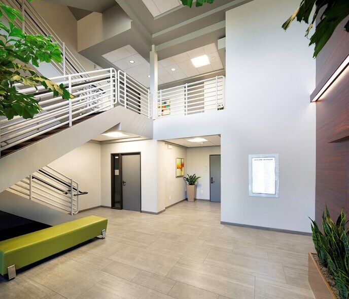 More Photos Of 410 S Melrose Dr, Vista Office For Lease