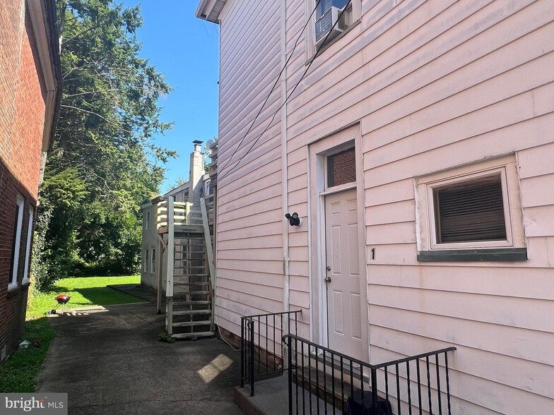 More Photos Of 129 E Broad St, Burlington Multifamily For Sale
