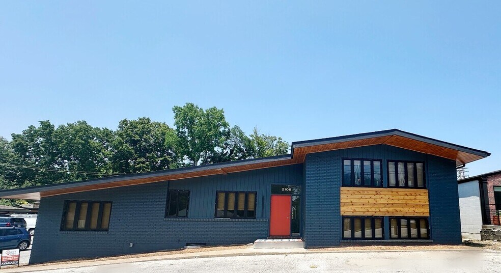 Primary Photo Of 2110 W 75th St, Prairie Village Unknown For Lease