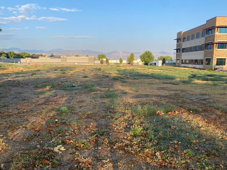 More Photos Of 14068 S 145 E, Draper Office For Sale