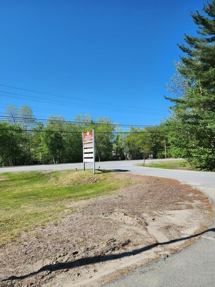 More Photos Of 899 Central St, Millinocket Medical For Sale