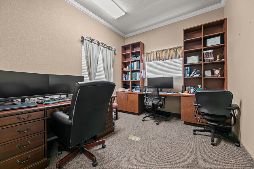 More Photos Of 4501 Medical Center Dr, McKinney Medical For Lease