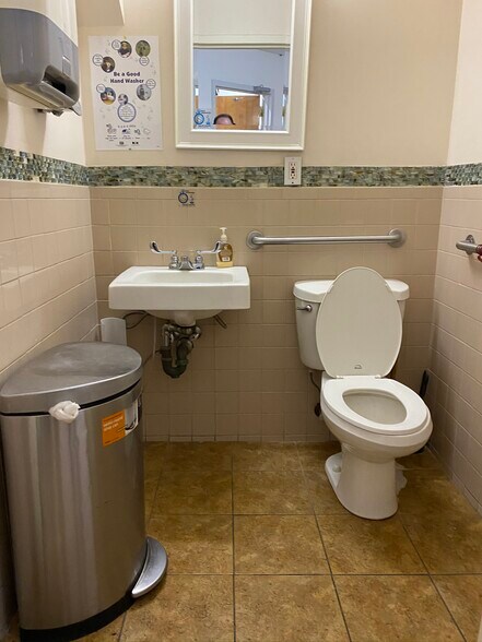 More Photos Of 910 Park Pl, Brooklyn Assisted Living For Sale