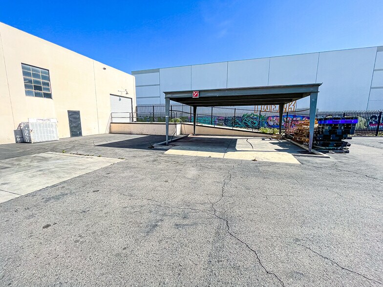 More Photos Of 3000 E 46th St, Vernon Warehouse For Sale