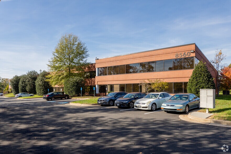 More Photos Of 8560 Cinder Bed Rd, Lorton Light Distribution For Lease
