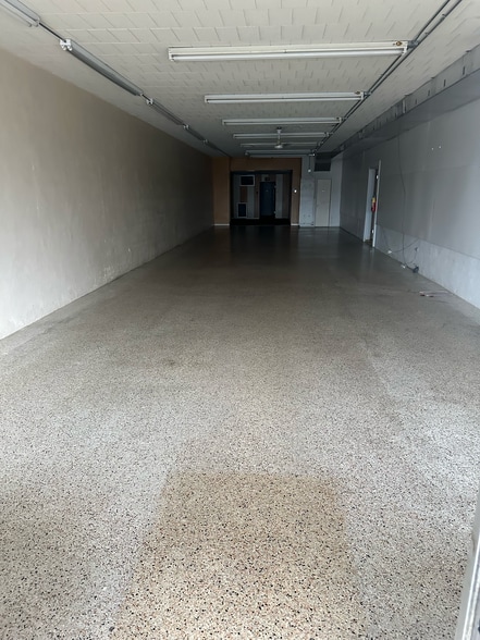 More Photos Of 3642 Tamiami Trl, Port Charlotte Unknown For Lease