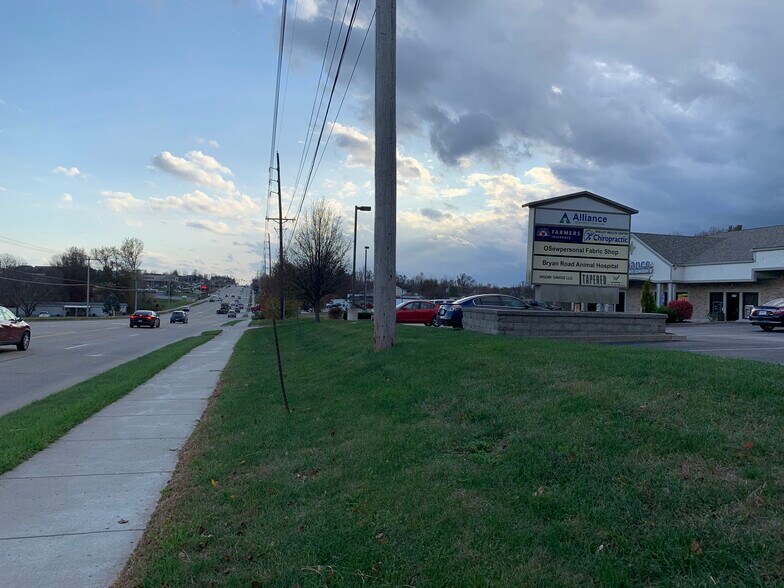 More Photos Of 1153 Bryan Rd, O'Fallon General Retail For Lease