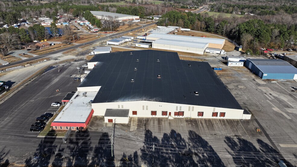 More Photos Of 2509 Cox Mill Rd, Sanford Manufacturing For Lease