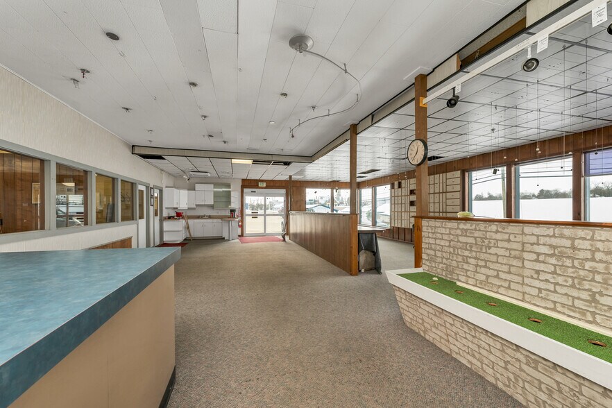 More Photos Of 935 Union Ave, Laconia Industrial For Sale