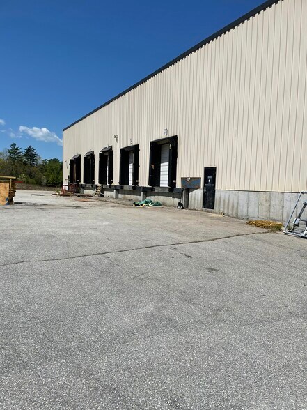 More Photos Of 1042-1050 W Swanzey Rd, Swanzey Warehouse For Sale