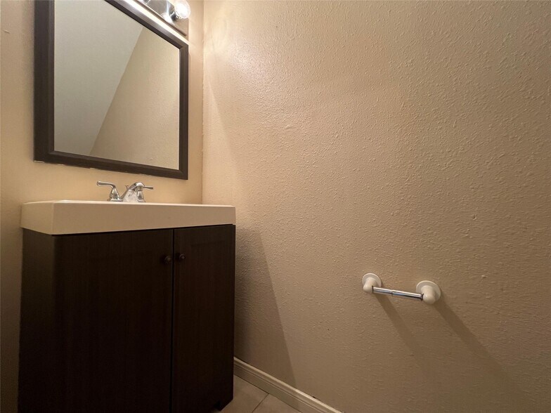 More Photos Of 2626 Holly Hall St, Houston Apartments For Sale