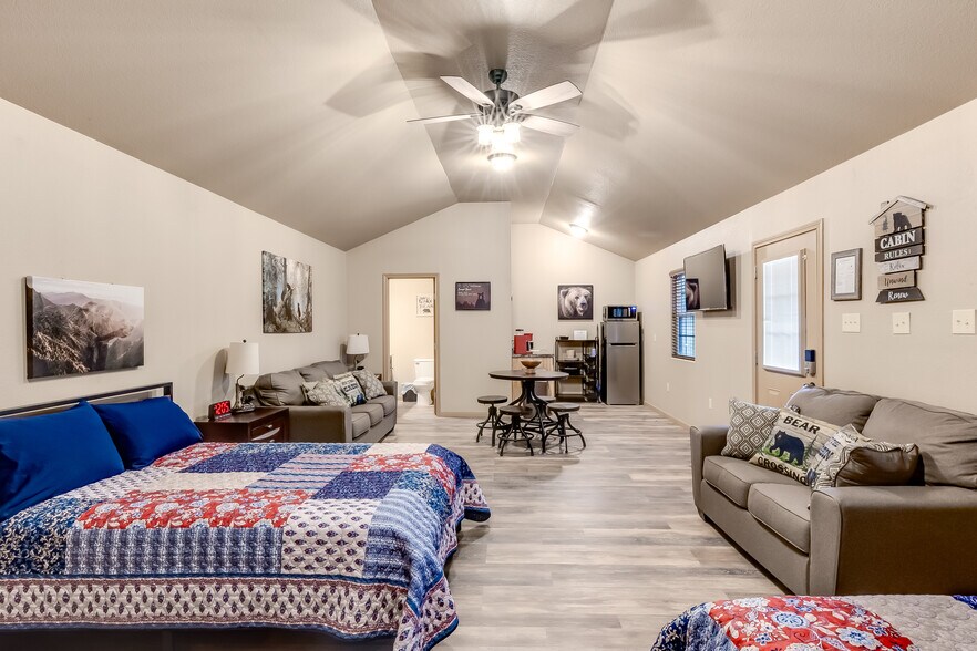 More Photos Of 200 King Ranch Rd, Gatesville Specialty For Sale