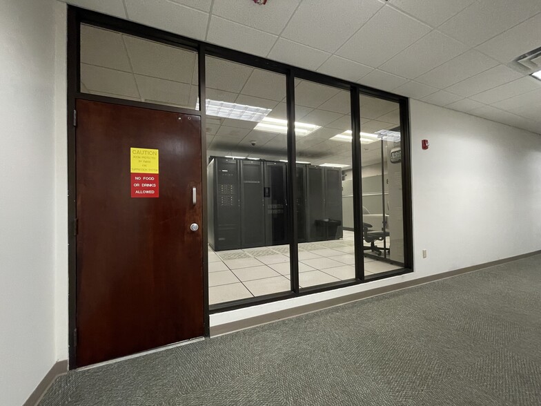 More Photos Of 7201 Nw 11th Pl, Gainesville Office For Sale