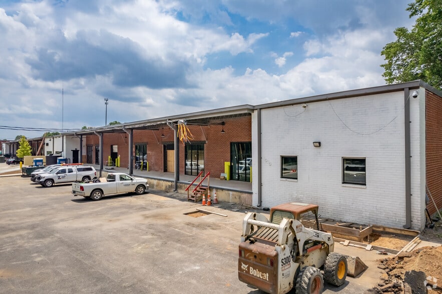 More Photos Of 929-933 White St, Atlanta Unknown For Lease