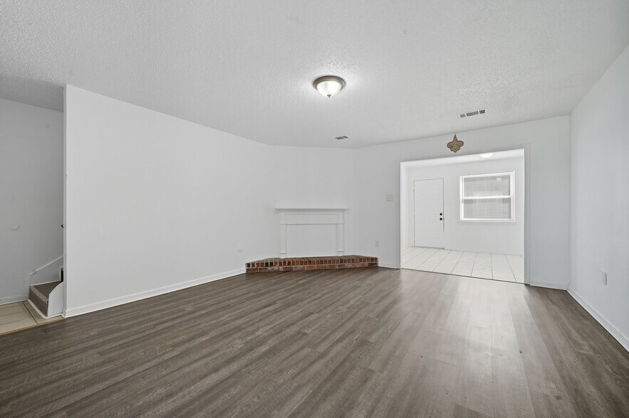 More Photos Of 3150 Oneal Ln, Baton Rouge Multifamily For Sale