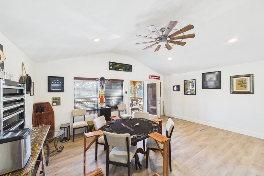 More Photos Of 141 County Road 851, Elizabeth Hotel For Sale