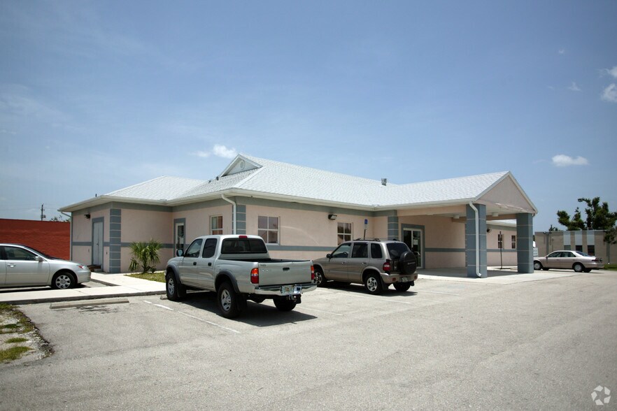 More Photos Of 355 Dupont St, Punta Gorda Office For Sale