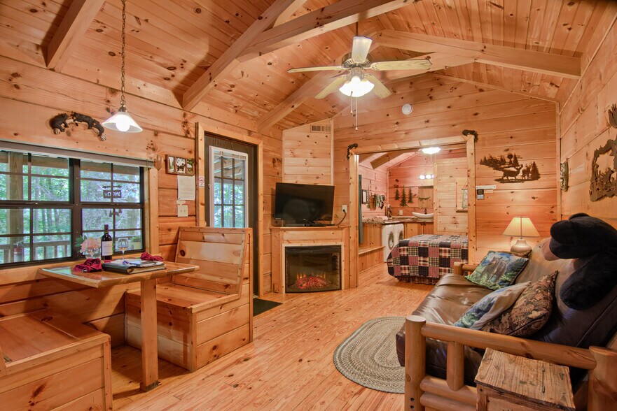 More Photos Of 5830 NC 209 Hwy, Hot Springs Specialty For Sale
