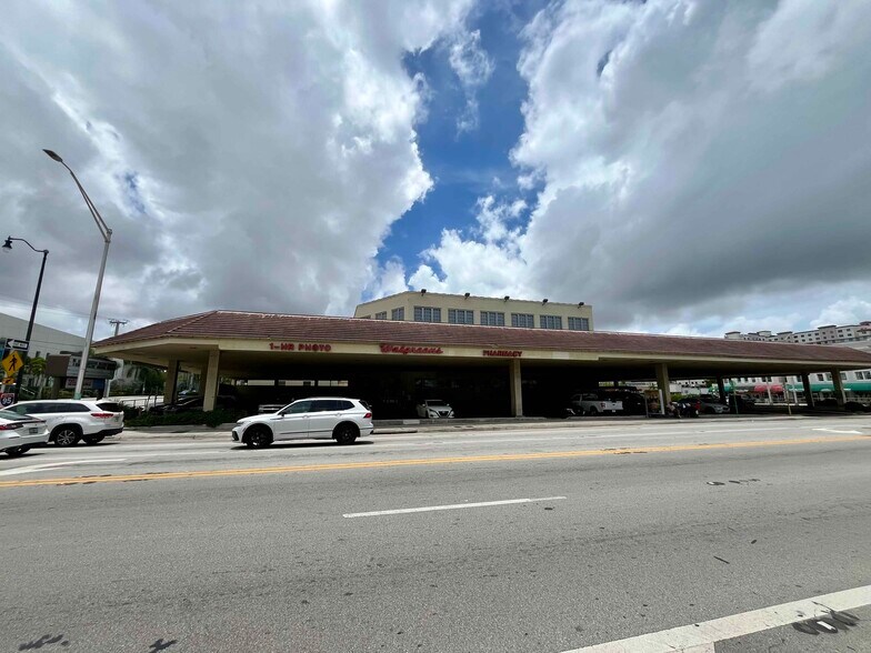 More Photos Of 1201 SW 1st St, Miami Drugstore For Lease