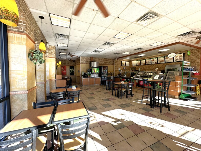 More Photos Of 2235 Jesse Jewell Pky NE, Gainesville Fast Food For Lease