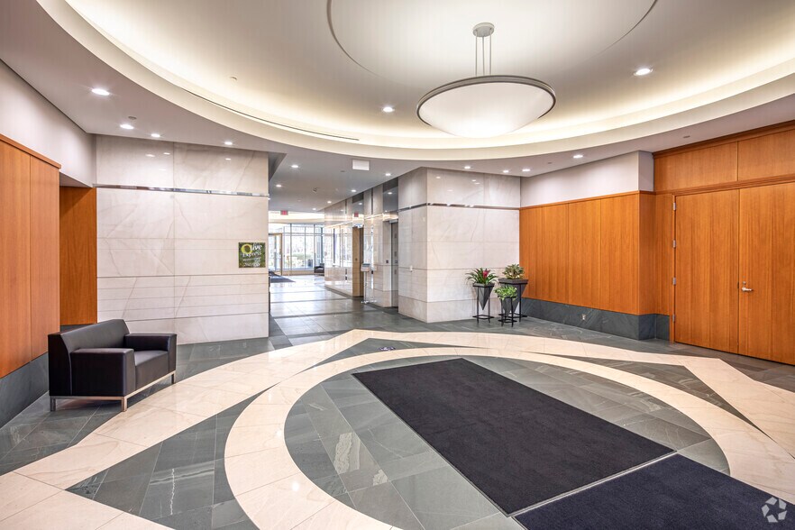 More Photos Of 2550 Wasser Ter, Herndon Office For Sale