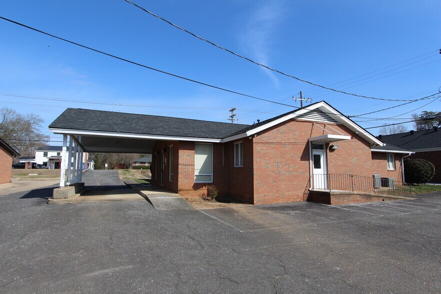 More Photos Of 1243 Ebenezer Rd, Rock Hill Medical For Lease