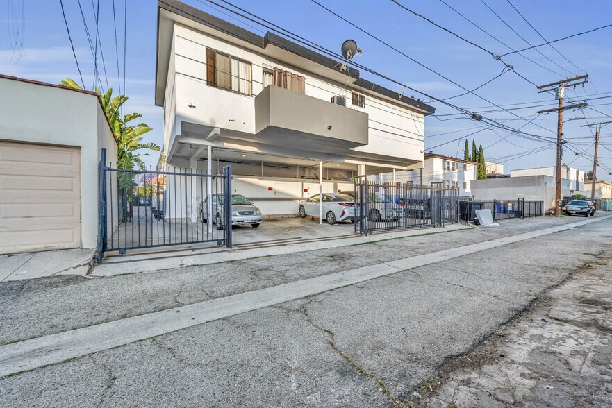 More Photos Of 1045 N Ardmore Ave, Los Angeles Apartments For Sale