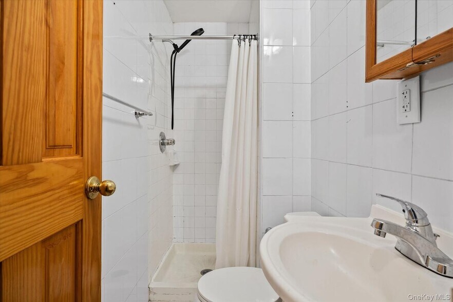 More Photos Of 5263 65th Pl, Maspeth Apartments For Sale