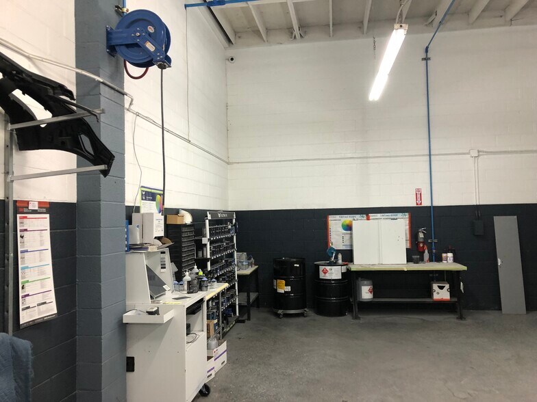 More Photos Of 4478 Pico Blvd, Los Angeles Auto Repair For Lease