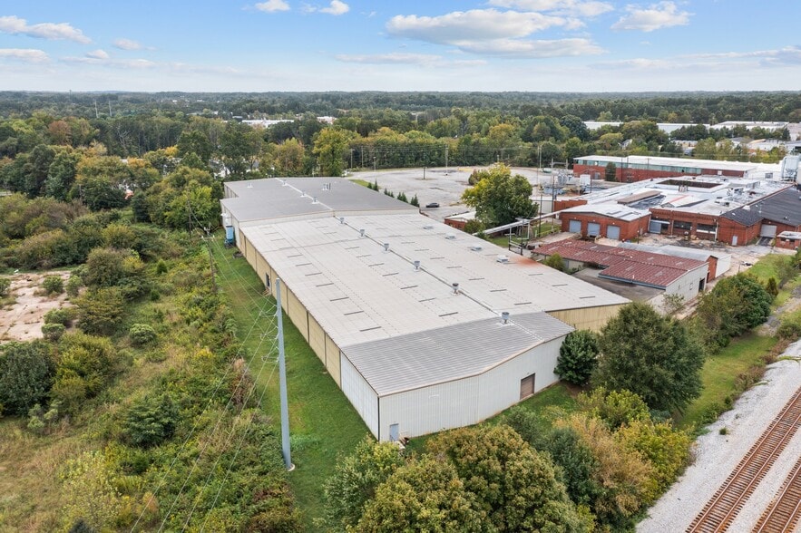 More Photos Of 1820 Martin Luther King Jr Ave, Salisbury Distribution For Lease