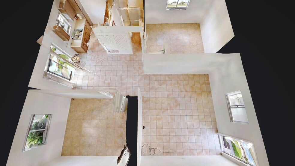 More Photos Of 403 Hancock Bridge Pkwy, Cape Coral Apartments For Sale