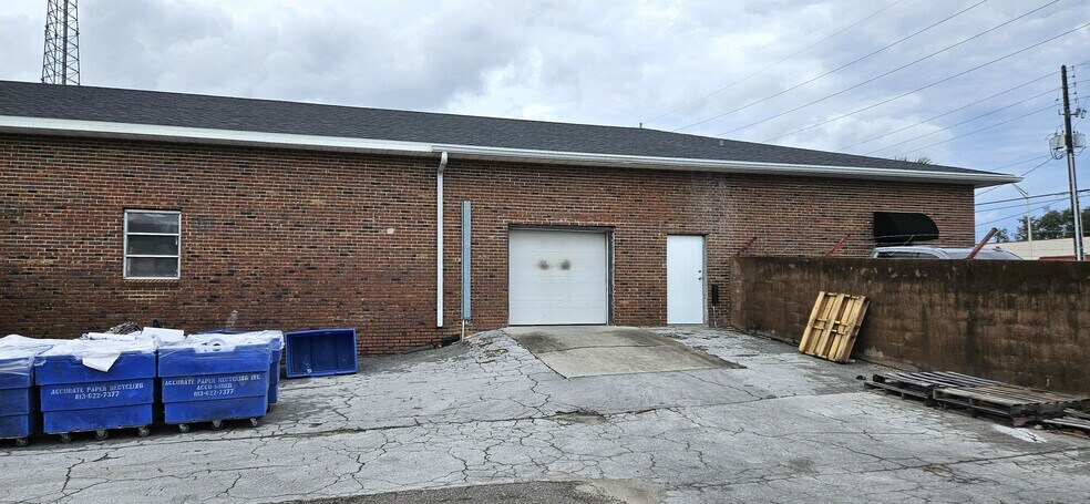 More Photos Of 3250 Dundee Rd, Winter Haven Office For Sale