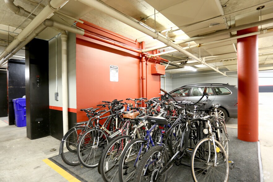 More Photos Of 2020 SW Salmon St, Portland Apartments For Sale