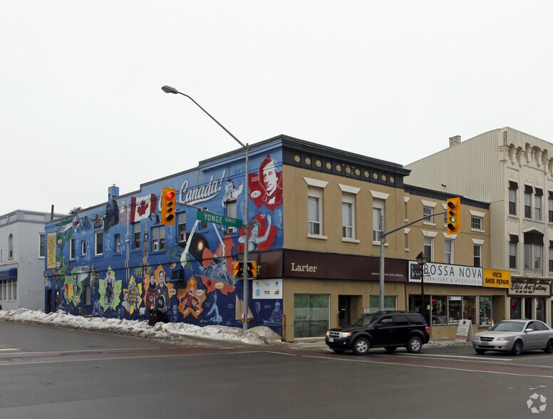 Primary Photo Of 15243 Yonge St, Aurora Storefront Retail Office For Lease